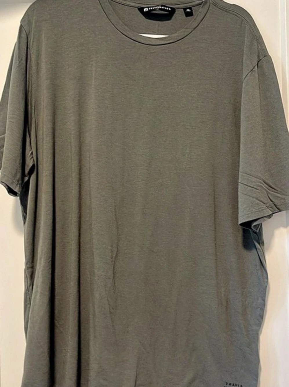 TravisMathew Short Sleeve Tee XXL Like New